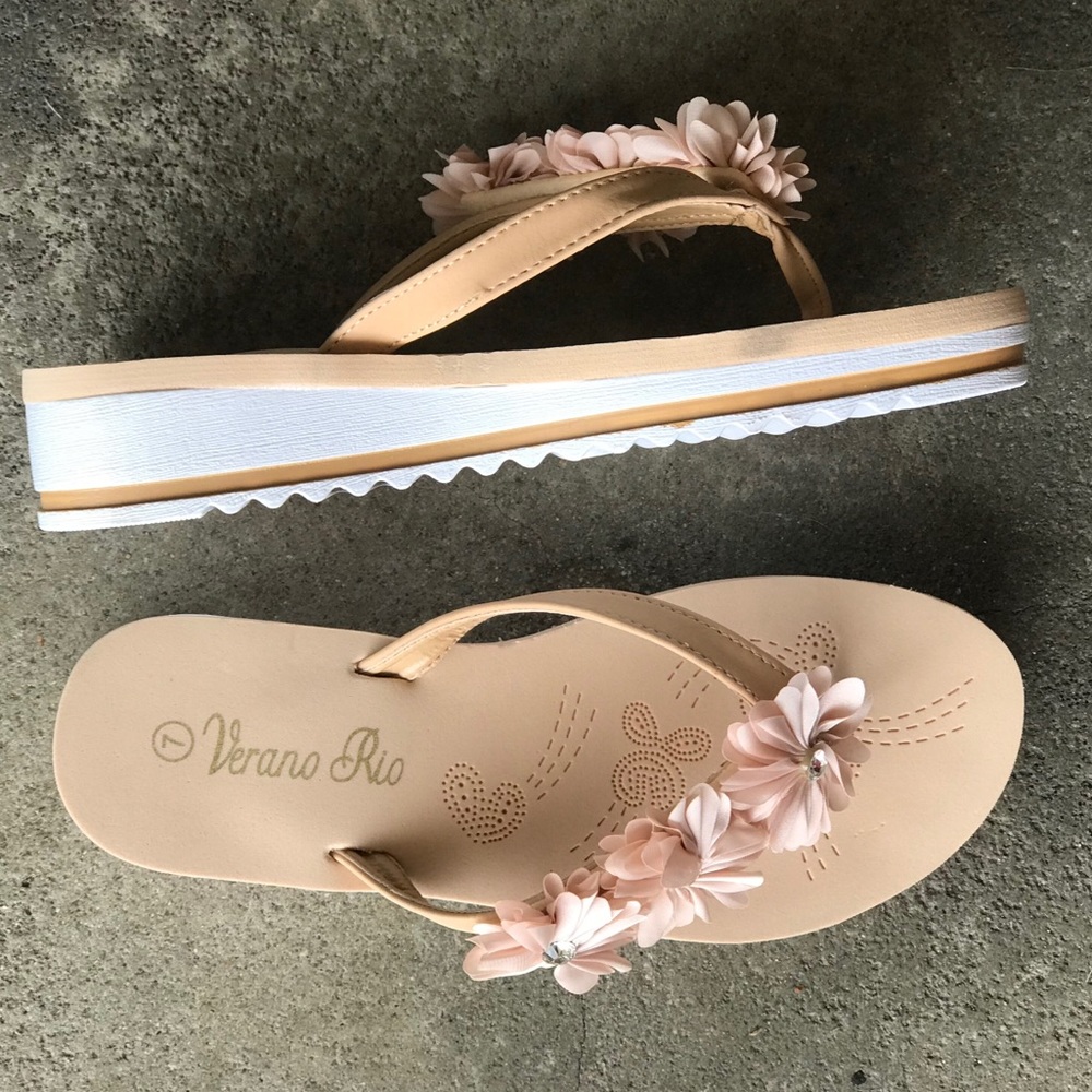 Verano Rio Beige Flower Thong Flip Flop Sandal - Picture 3 of 6